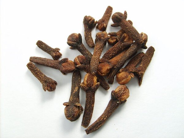 cloves whole